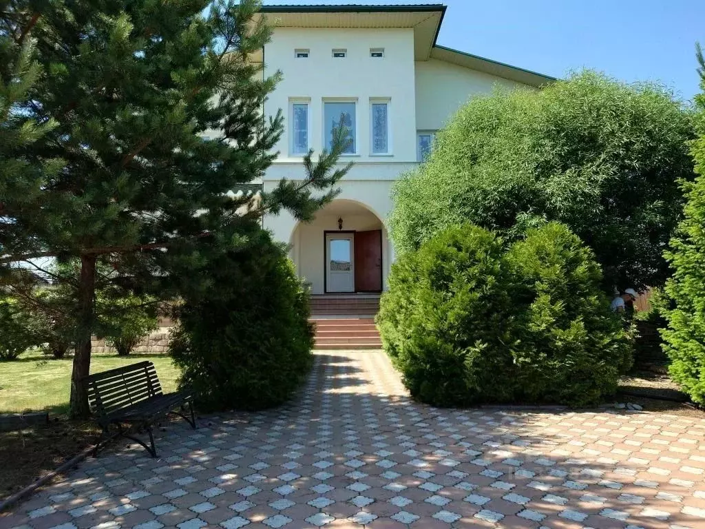 Коттедж в Кемеровская область, Кемерово 15-й мкр, 3-й кв-л,  (451 м) - Фото 2
