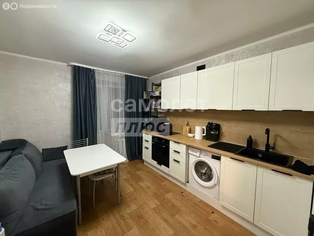 1-комнатная квартира: Уфа, улица Рабкоров, 2 (43 м) - Фото 0