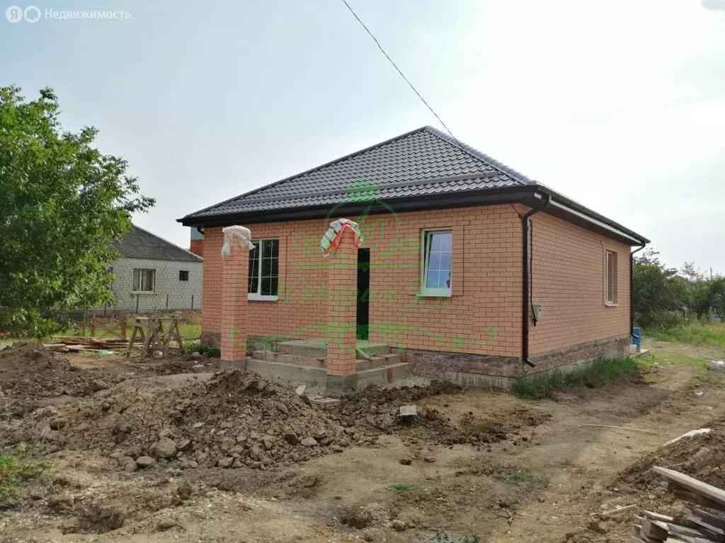 Дом в Абинск, улица Спинова (90 м) - Фото 1