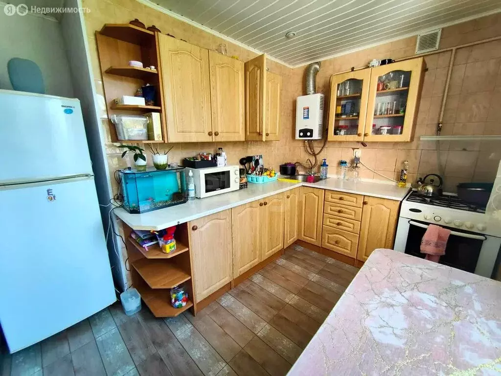 3-комнатная квартира: Севастополь, улица Генерала Хрюкина, 3 (67.8 м) - Фото 0