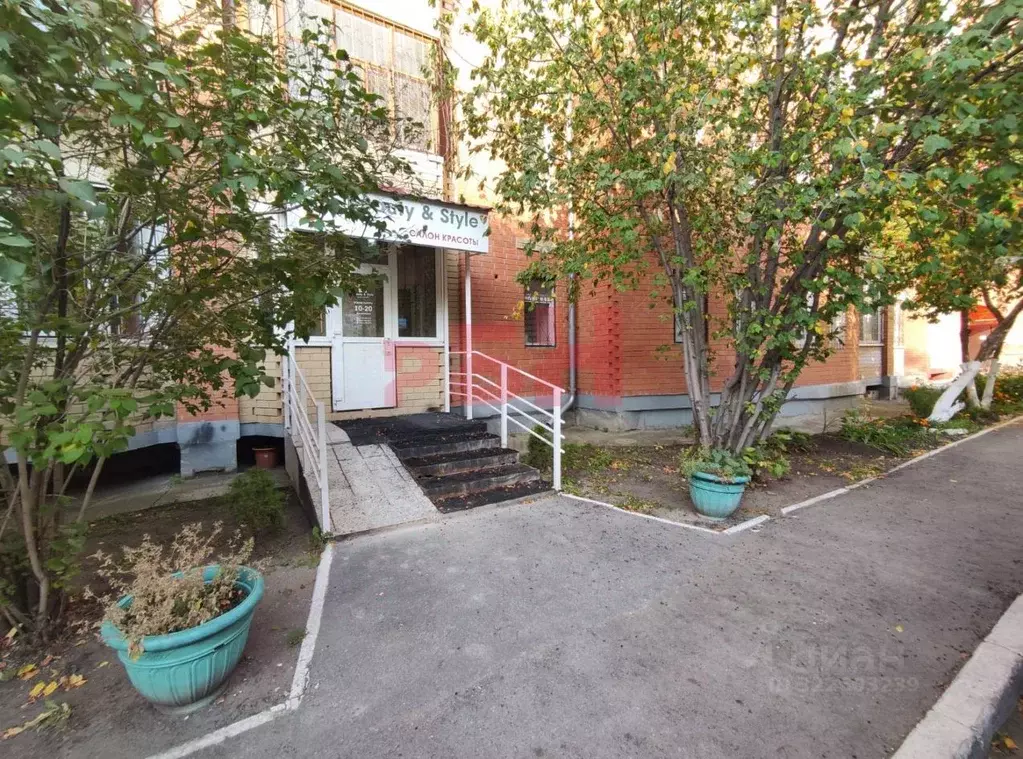 Помещение свободного назначения в Тюменская область, Тюмень Паровозная ... - Фото 1