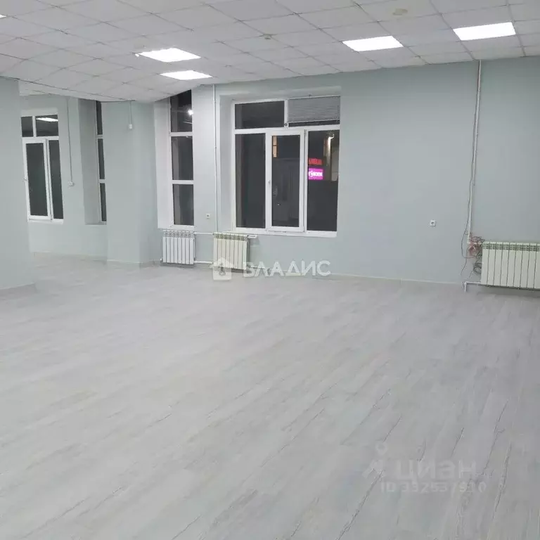 Торговая площадь в Башкортостан, Стерлитамак ул. Нагуманова, 33 (135 ... - Фото 1