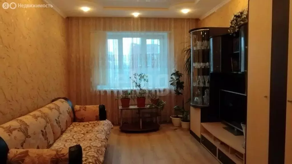 1-комнатная квартира: Кириши, улица Нефтехимиков, 24А (41 м) - Фото 2