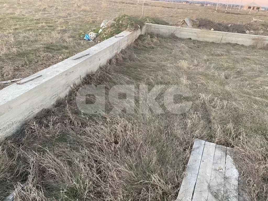 Участок в Адыгея, Майкоп пл. Ленина (7.8 сот.) - Фото 1