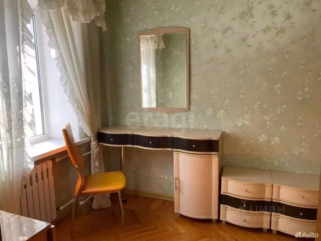 3-к кв. Астраханская область, Астрахань ул. Николая Островского, 5А ... - Фото 0