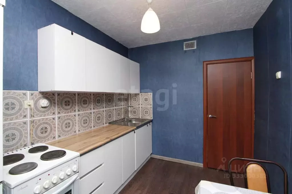 3-к кв. Тюменская область, Тюмень ул. Домостроителей, 4А (68.1 м) - Фото 1