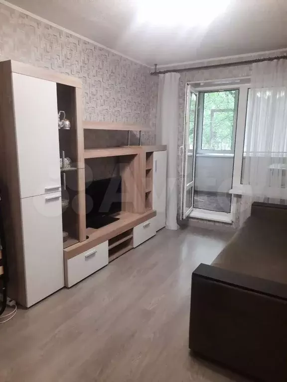 Комната 14 м в 3-к., 1/9 эт. - Фото 0
