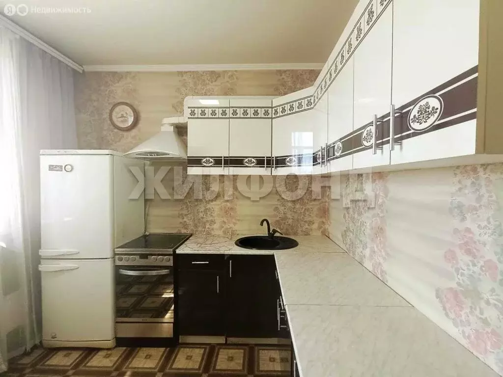 2-комнатная квартира: Черногорск, Юбилейная улица, 32к1 (51.6 м) - Фото 0
