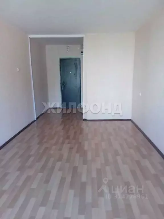 Комната Кемеровская область, Кемерово Инициативная ул., 5 (18.0 м) - Фото 1
