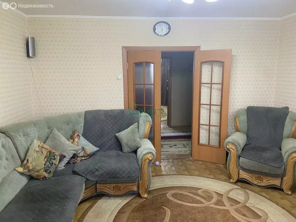 4-комнатная квартира: Тобольск, микрорайон Менделеево, 21 (82 м) - Фото 1