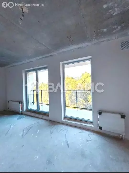 1-комнатная квартира: Калининград, улица Дубовая Аллея, 3Ак1 (79 м) - Фото 0
