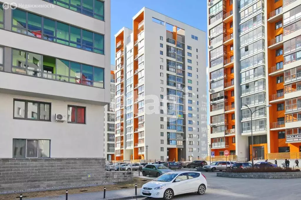 Квартира-студия: Тюмень, улица Ю.-Р.Г. Эрвье, 24к1 (29.5 м) - Фото 1