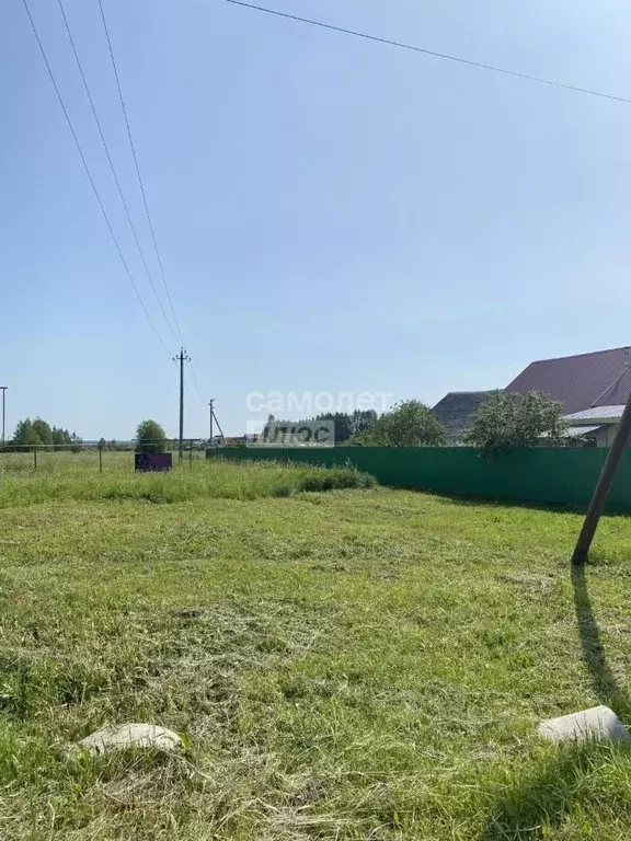 Участок в Марий Эл, Оршанский район, Марковское с/пос, д. Марково ул. ... - Фото 1