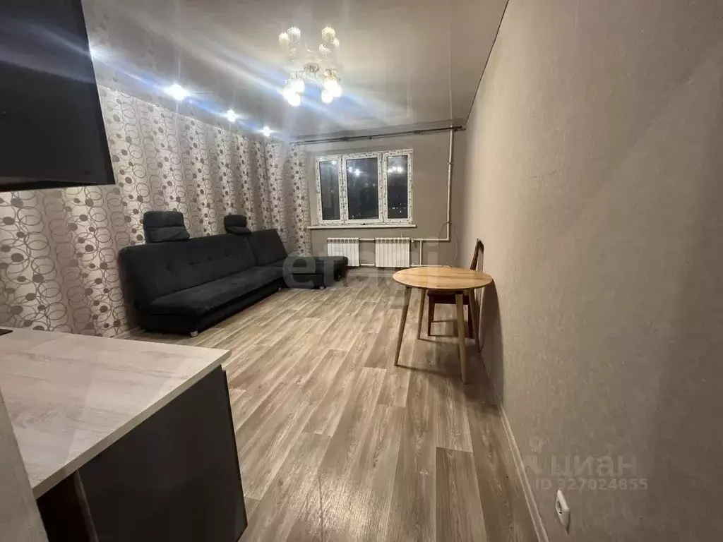 1-к кв. Татарстан, Набережные Челны 65-й комплекс, 3 (42.0 м) - Фото 1