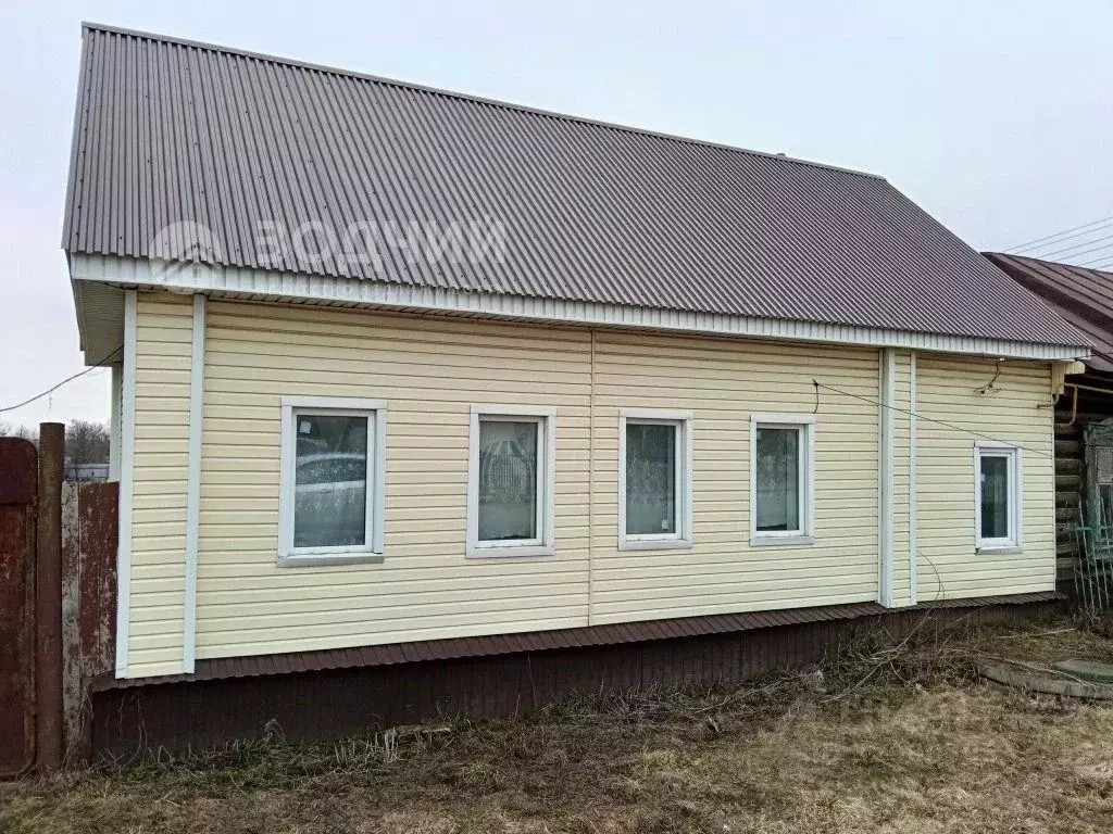 Дом в Чувашия, Цивильск Цивильский район, ул. Рогожкина (51 м) - Фото 1