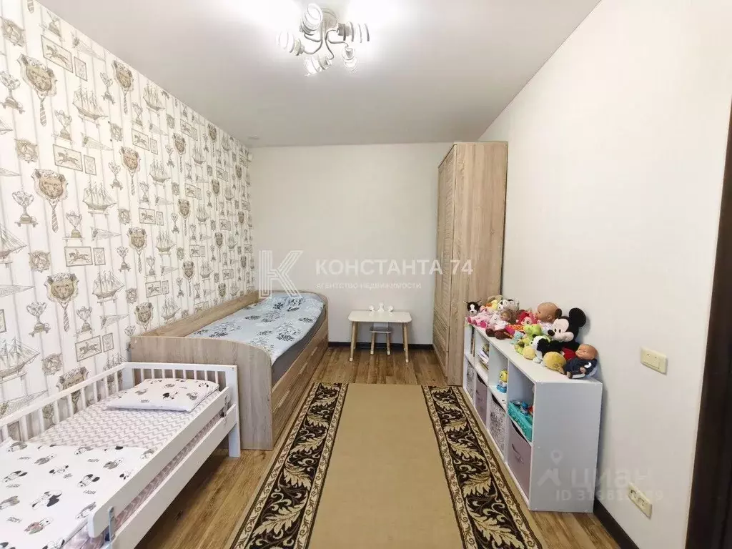 3-к кв. Челябинская область, Челябинск Витебская ул., 5 (72.9 м) - Фото 1