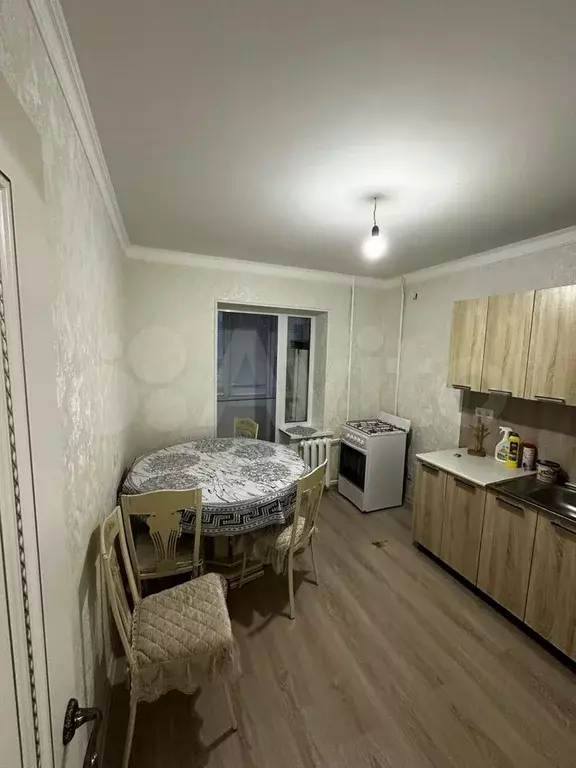 2-к. квартира, 56 м, 6/9 эт. - Фото 0