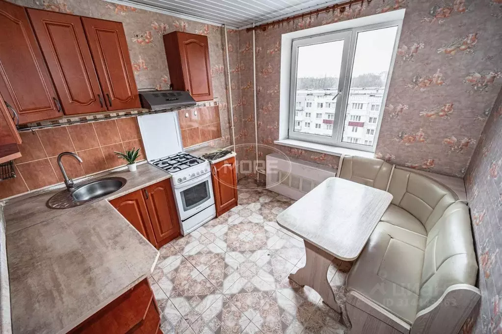 3-к кв. Калининградская область, Балтийск ул. Ушакова, 31 (69.5 м) - Фото 0