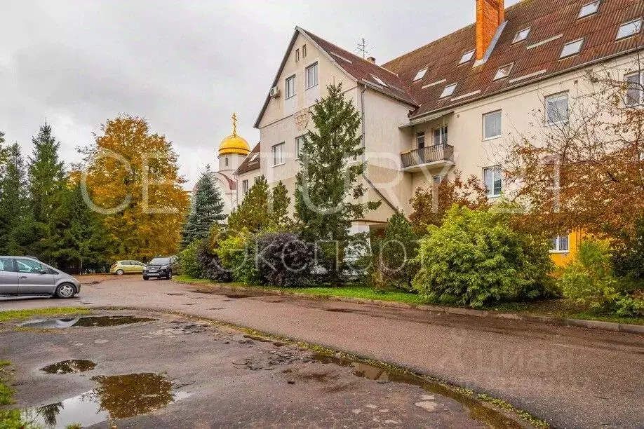 1-к кв. Калининградская область, Калининград Осенняя ул., 30 (35.4 м) - Фото 2