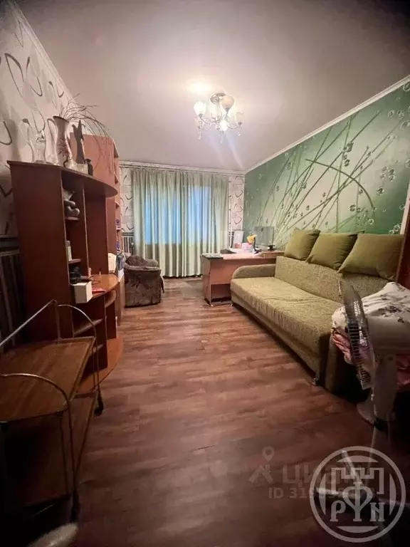 3-к кв. Ленинградская область, Луга просп. Кирова, 31 (72.8 м) - Фото 2