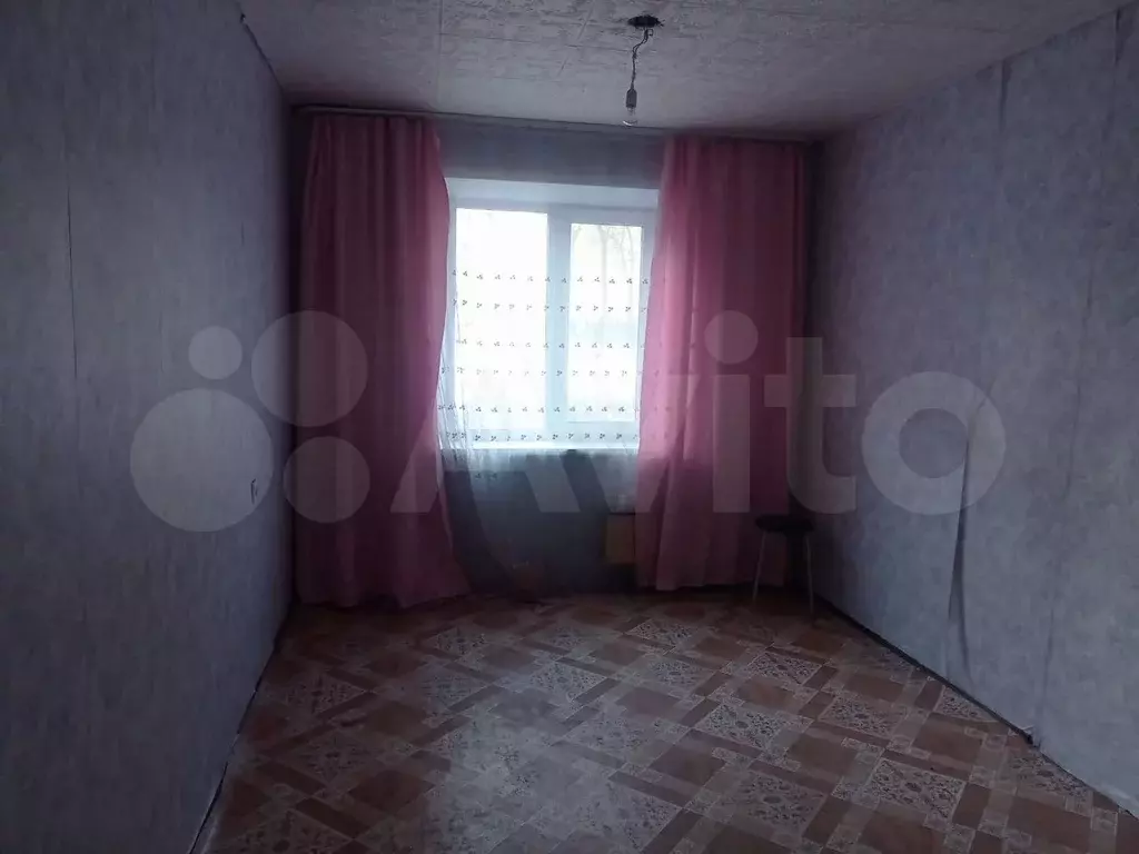 Комната 12,6 м в 4-к., 1/10 эт. - Фото 0