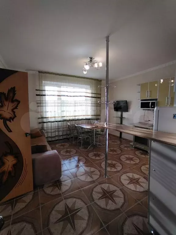 1-к. квартира, 50 м, 6/9 эт. - Фото 0
