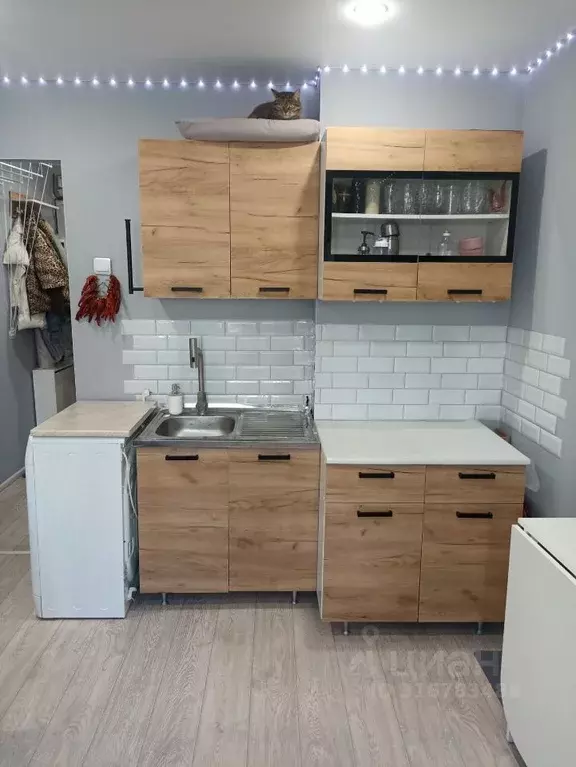 Комната Коми, Сыктывкар Емвальская ул., 11 (17.3 м) - Фото 0