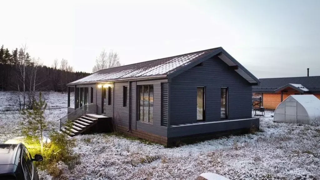 Дом в Ленинградская область, Выборгский район, Приморское городское ... - Фото 1