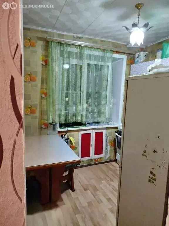 3-комнатная квартира: Бийск, улица Льнокомбинат, 21 (55.2 м) - Фото 2