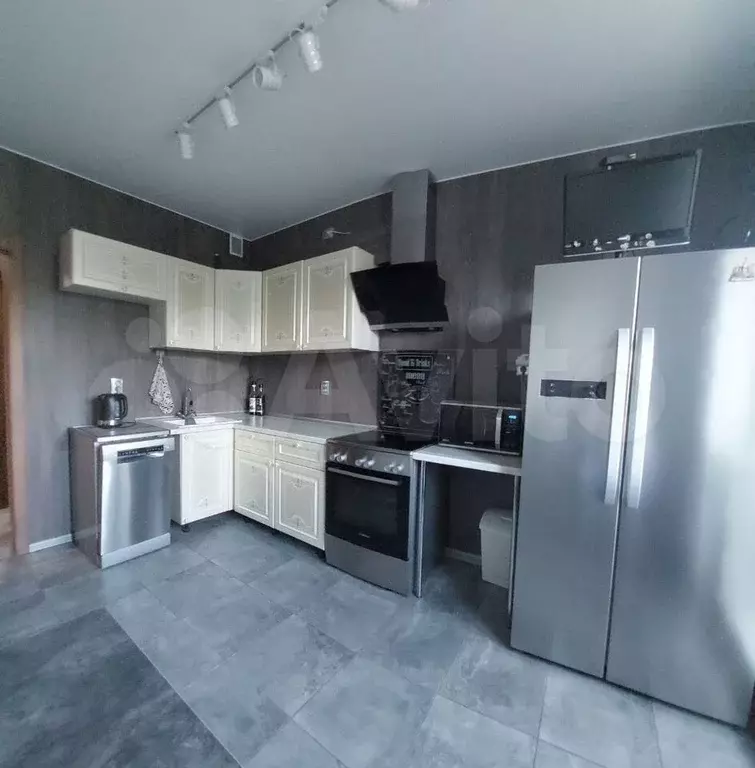 2-к. квартира, 56 м, 6/9 эт. - Фото 0