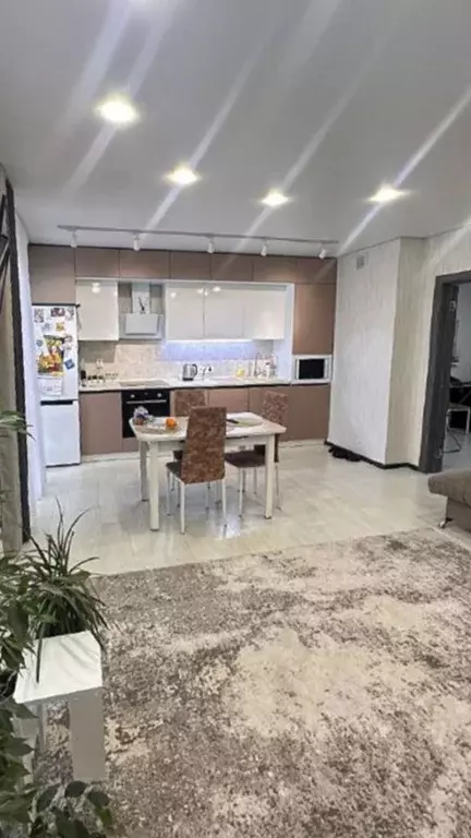 3-к кв. Татарстан, Зеленодольск просп. Строителей, 6 (74.0 м) - Фото 1