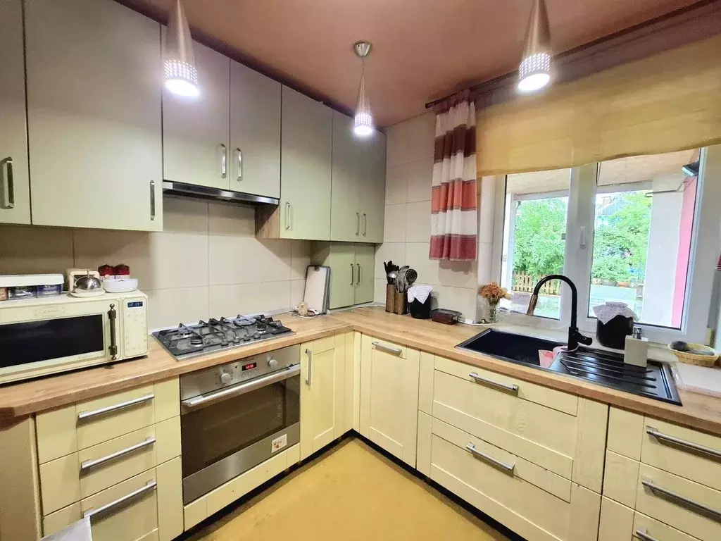 Дом в Калининградская область, Багратионовск Саперная ул., 12 (150 м) - Фото 1