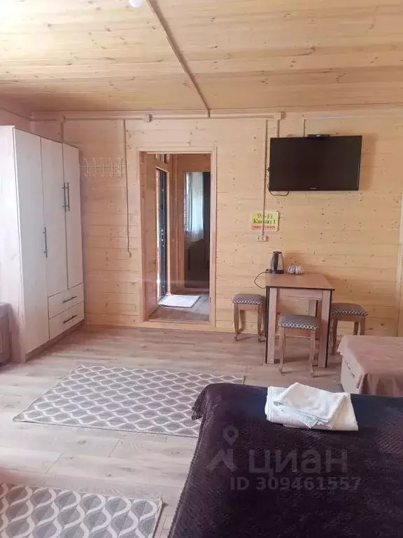 Комната Карачаево-Черкесия, Зеленчукский район, с. Архыз ул. Ленина, ... - Фото 1
