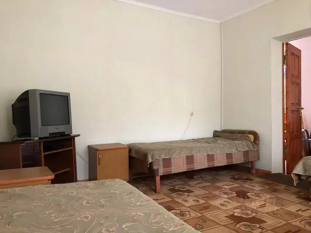 Комната Краснодарский край, Туапсе ул. Фрунзе, 18 - Фото 1