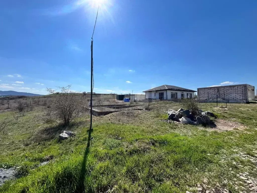 Участок в Крым, Симферопольский район, с. Доброе ул. Совхозная (10.0 ... - Фото 2