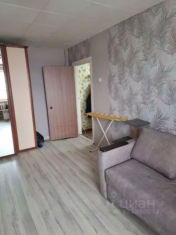 2-к кв. Свердловская область, Верхняя Тура ул. Лермонтова, 18 (42.0 м) - Фото 1