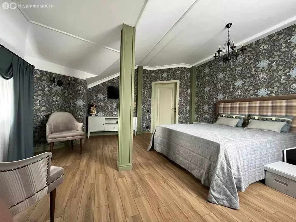 Дом в Южный Урал, улица Айвазовского, 2/6 (202 м) - Фото 1