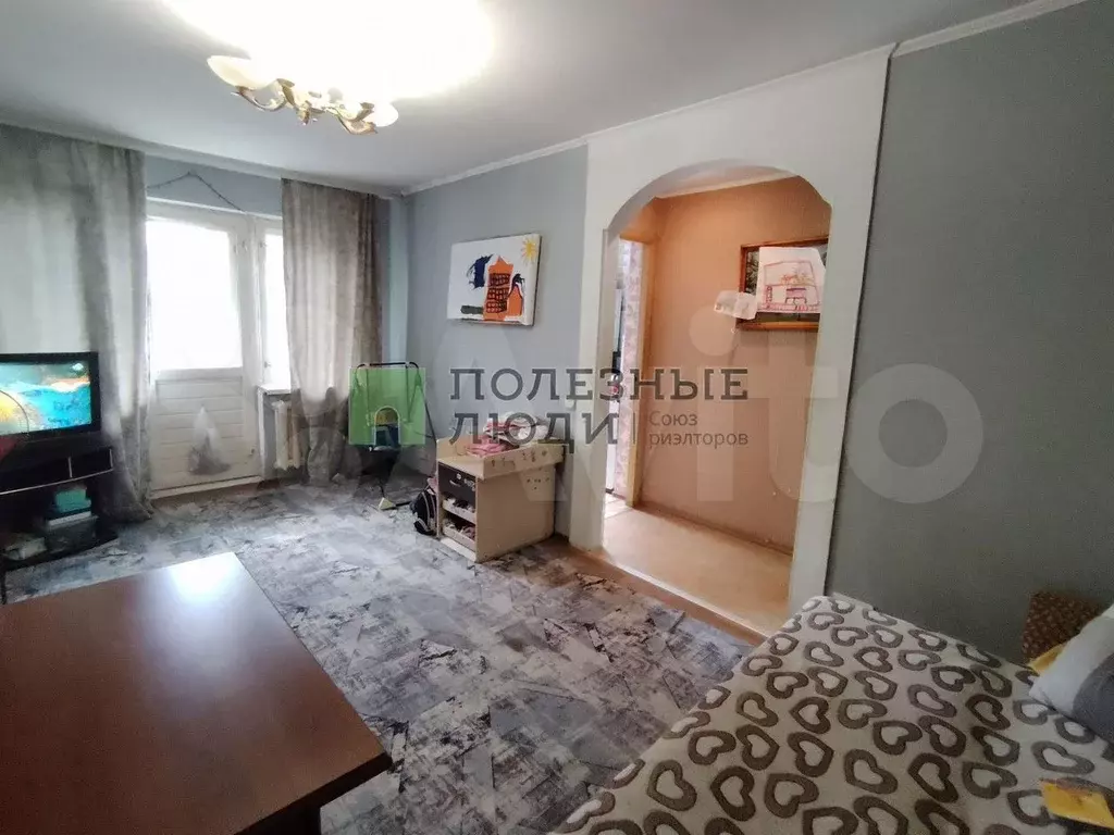 2-к. квартира, 45 м, 5/5 эт. - Фото 0