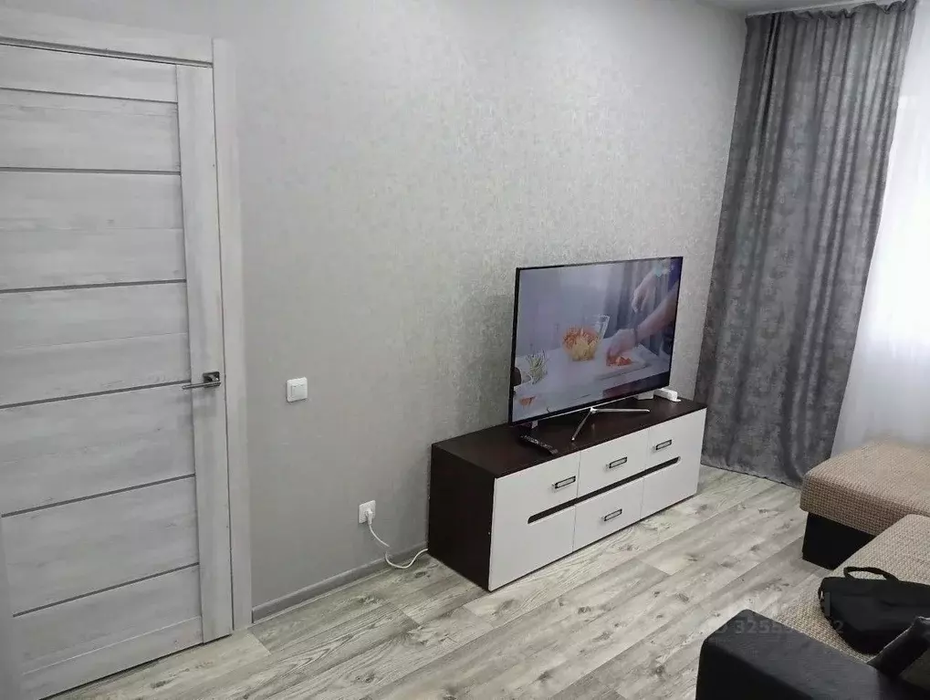 1-к кв. Татарстан, Набережные Челны ул. Вазила Мавликова, 1 (34.0 м) - Фото 2