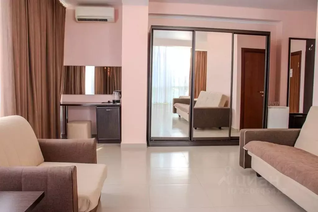 Комната Краснодарский край, Сочи Лазаревское жилрайон, ул. Победы, 76 - Фото 1