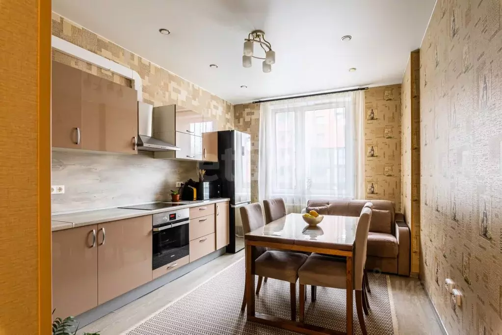 2-к кв. Санкт-Петербург ул. Адмирала Трибуца, 10 (66.1 м) - Фото 1