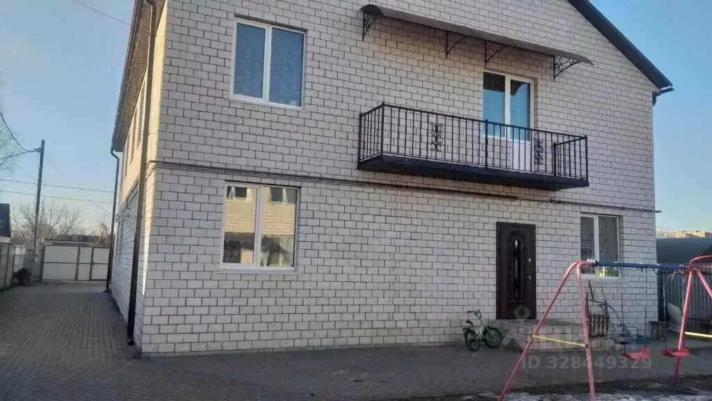 Таунхаус в Брянская область, Брянск ул. Чичерина (140 м) - Фото 1