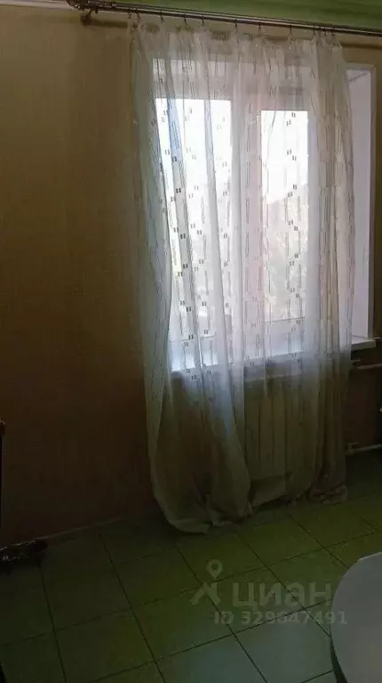3-к кв. Белгородская область, Старый Оскол Дубрава мкр, 1 кв-л, 9 ... - Фото 2