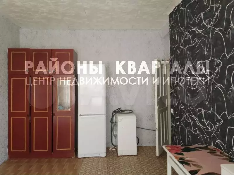 Комната 15,7 м в 3-к., 4/4 эт. - Фото 1
