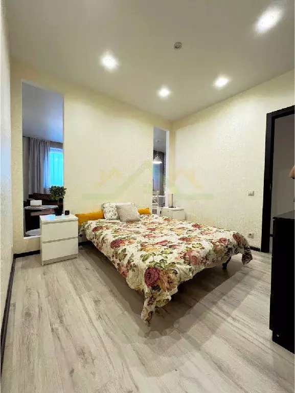 Продается 2-комнатная квартира - Фото 1