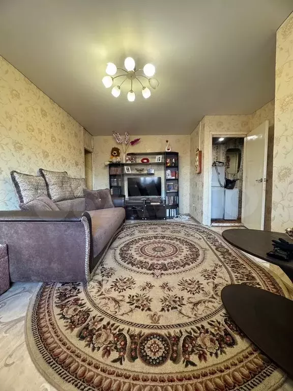 3-к. квартира, 56,1 м, 2/5 эт. - Фото 0