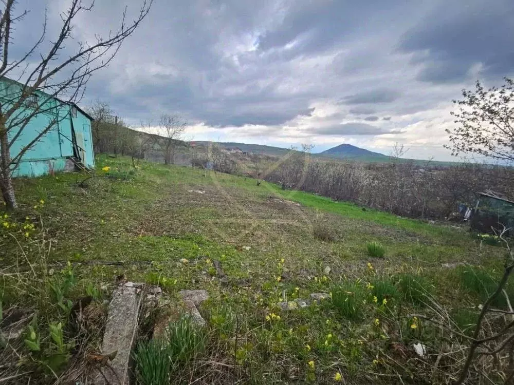 Участок в Ставропольский край, Железноводск Оранжерейная ул. (5.0 ... - Фото 0
