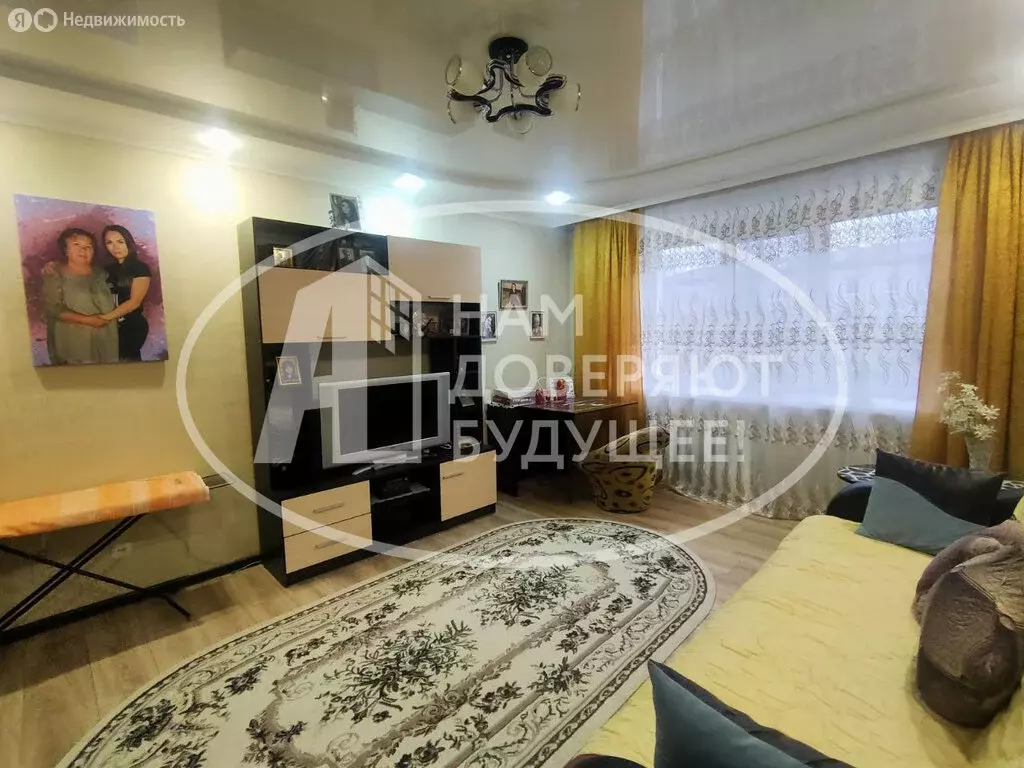 2-комнатная квартира: Кунгур, улица Нефтяников, 35 (40 м) - Фото 1