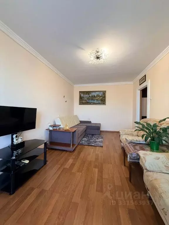 2-к кв. Крым, Симферополь ул. Дружбы, 64 (60.0 м) - Фото 2