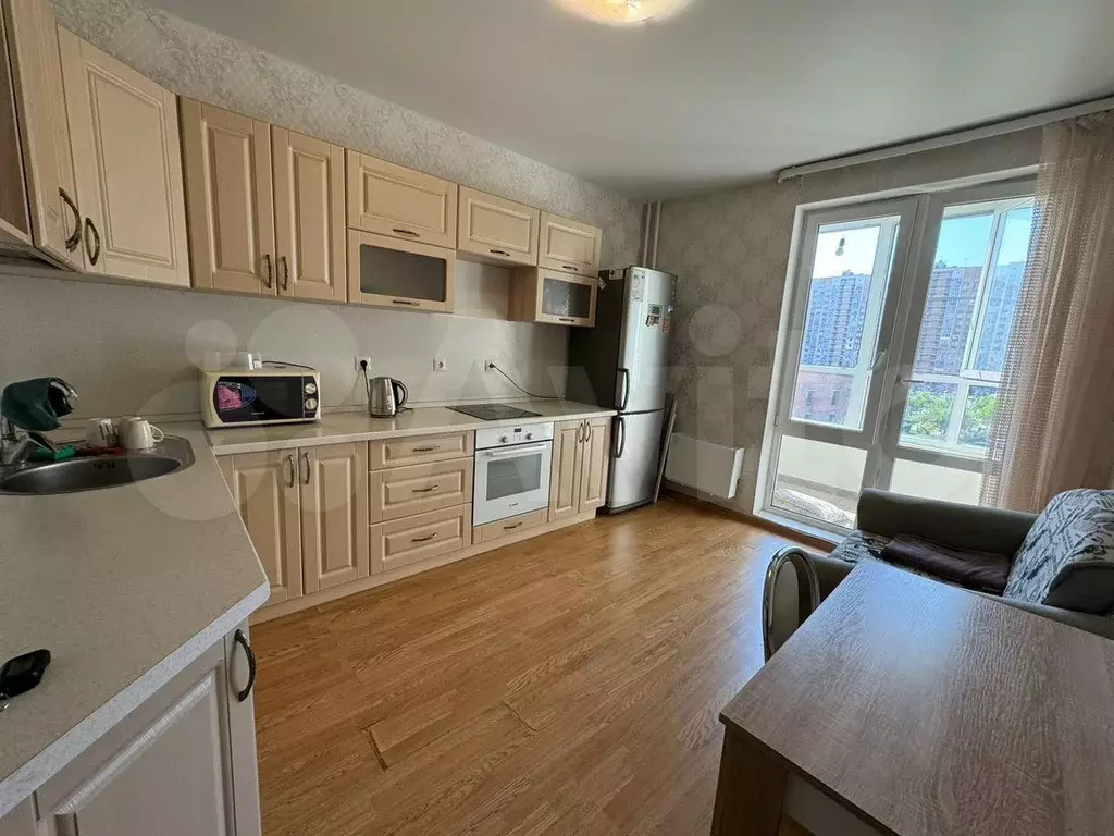1-к. квартира, 40 м, 4/16 эт. - Фото 1